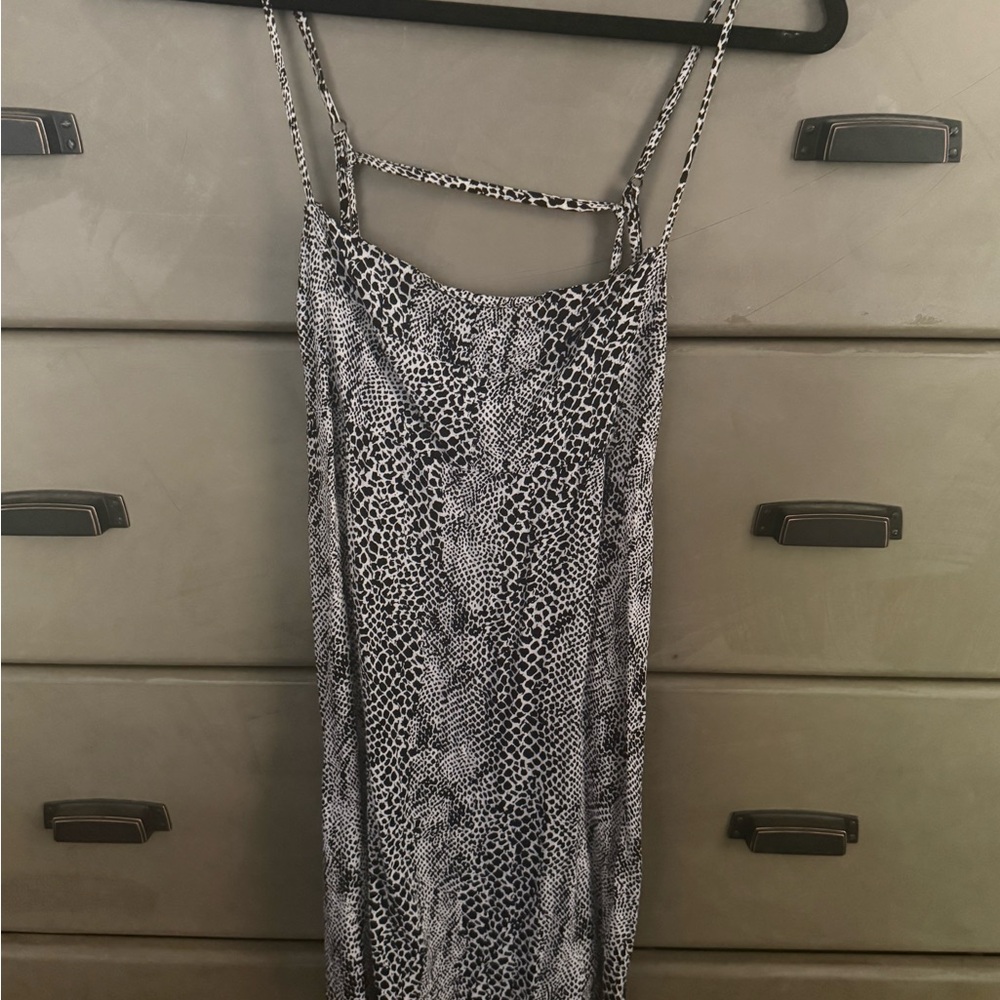 Silky Black and White Backless Dress